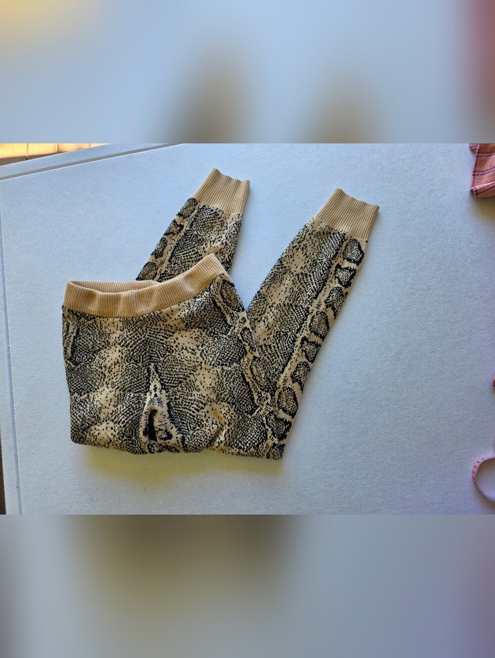 Beige Snake-Print Leggings with Elastic Waistband